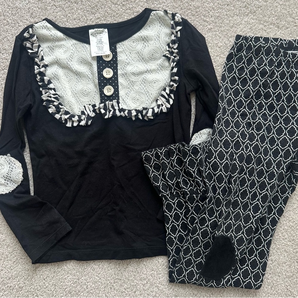Persnickety Black and White Pant Shirt Set Size 7